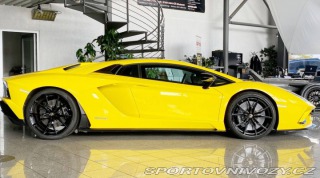 Lamborghini Aventador 2017