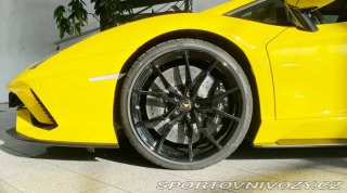 Lamborghini Aventador 2017