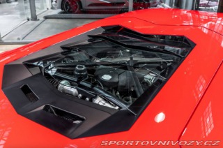 Lamborghini Aventador LP700-4 2013