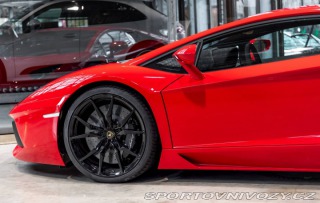 Lamborghini Aventador LP700-4 2013