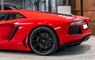 Lamborghini Aventador LP700-4 2013