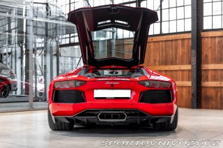 Lamborghini Aventador LP700-4 2013