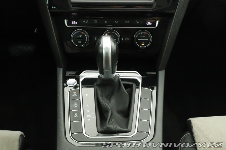 Volkswagen Ostatní modely Passat 2.0 BiTDI 2015