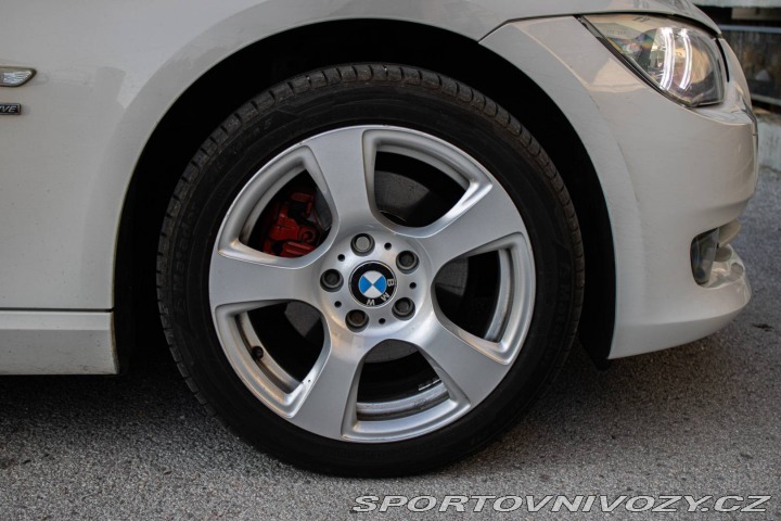 BMW 3 320d xDrive A/T 2013