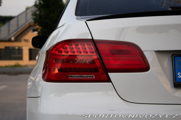BMW 3 320d xDrive A/T 2013