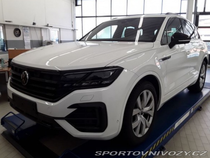 Volkswagen Ostatní modely Touareg R-Line 4Motion 3.0 TDI 21 2023
