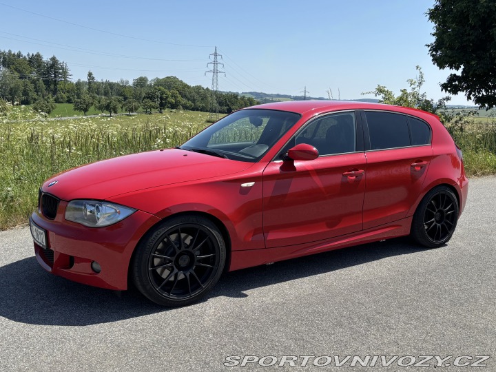 BMW 1 BMW E87 130i 2006