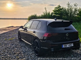 Volkswagen Golf R performance