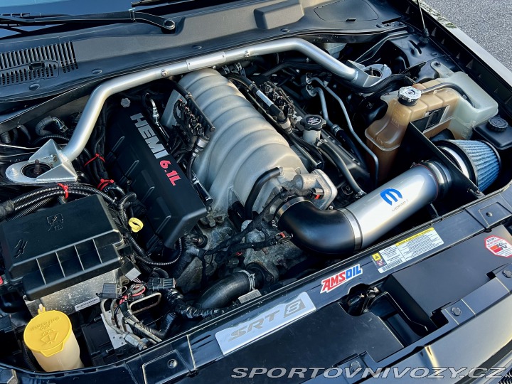 Chrysler Ostatní modely 300C SRT-8 6.1L HEMI 2006