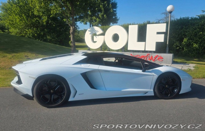 Lamborghini Aventador LP 700-4 2012