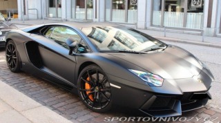 Lamborghini Aventador LP700-4