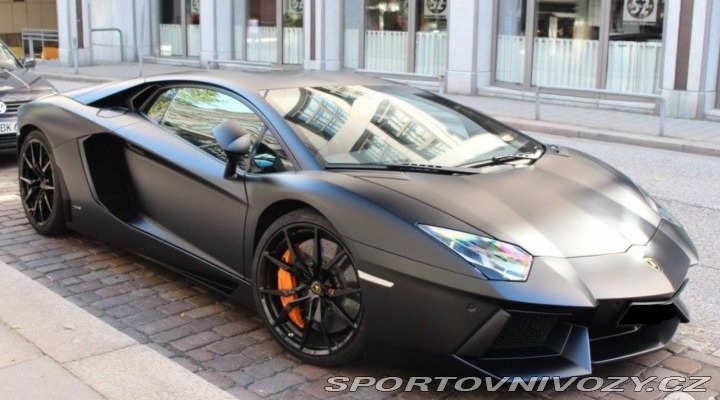Lamborghini Aventador LP700-4 2011