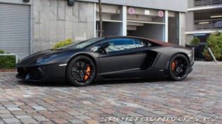 Lamborghini Aventador LP700-4 2011