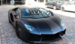 Lamborghini Aventador LP700-4 2011