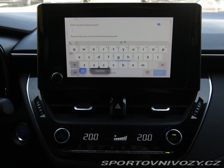 Toyota Corolla 2.0 Hybrid 2022