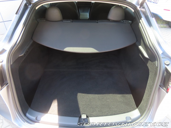 Tesla Model Y . Long Range AWD 79kWh 2023