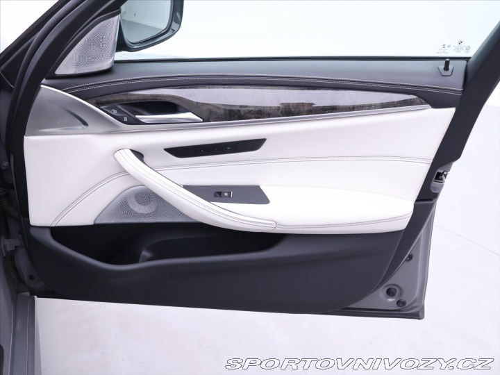 BMW 5 4,4 550i 390kW xDrive DPH 2020
