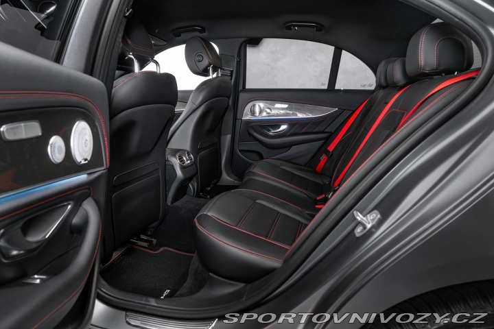 Mercedes-Benz E 4M Designo Burmester 1800