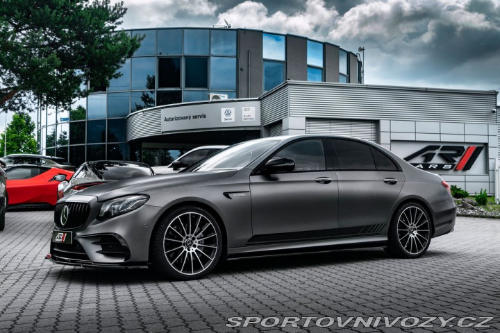 Mercedes-Benz E 4M Designo Burmester 1800