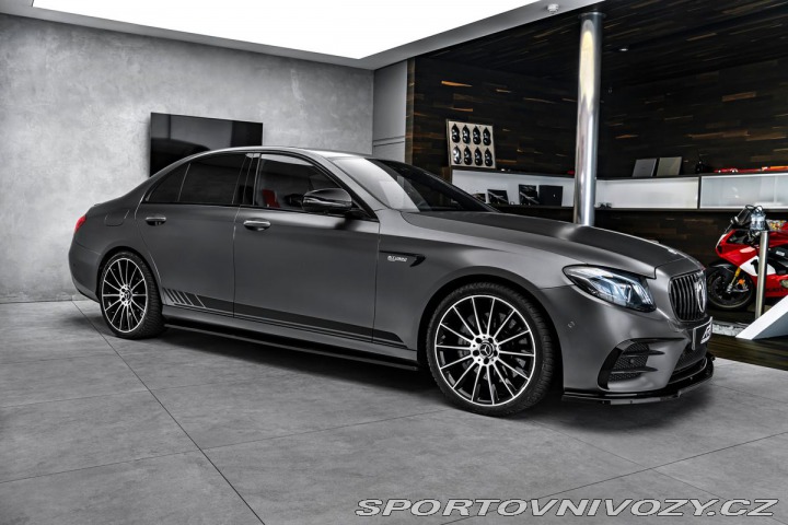 Mercedes-Benz E 4M Designo Burmester 1800