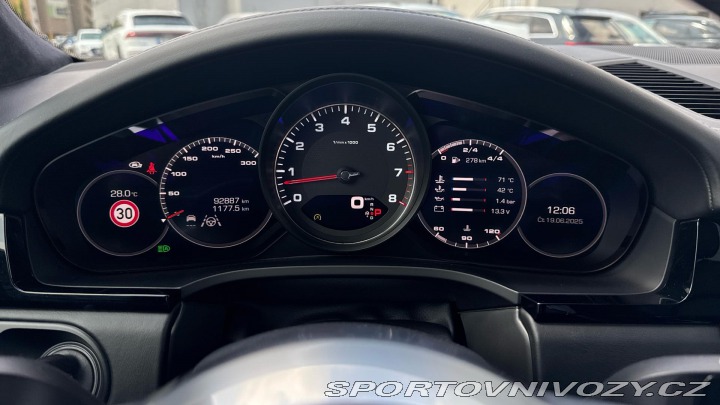 Porsche Cayenne S 2020