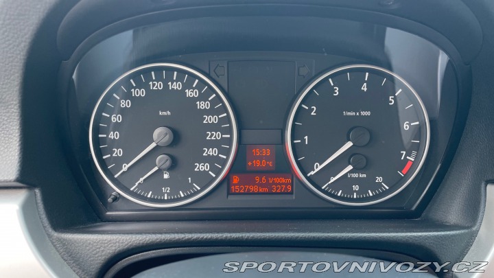 BMW 3 e90 330i 2005