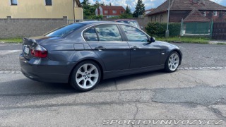 BMW 3 e90 330i 2005
