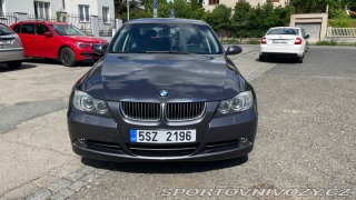 BMW 3 e90 330i 2005