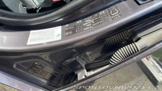 BMW 3 e90 330i 2005