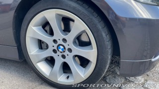 BMW 3 e90 330i 2005