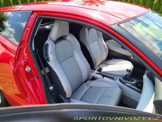 Honda CR-Z Hybrid 1.5i 2012