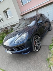Porsche Cayenne 958