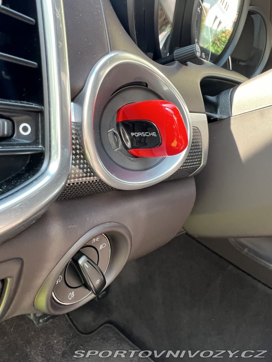 Porsche Cayenne 958 2013