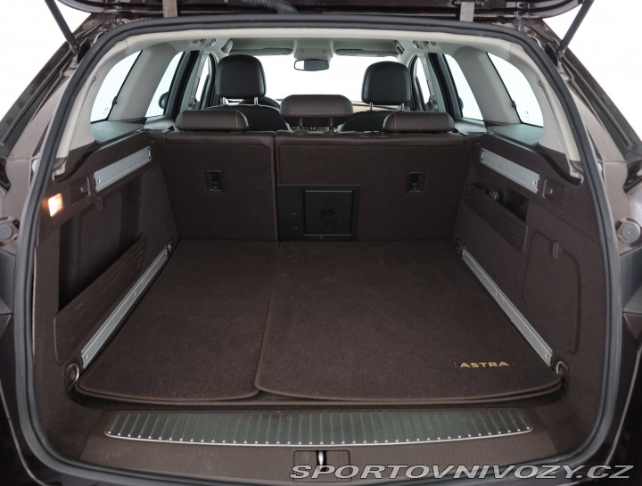 Opel Astra 2.0 CDTI 2012