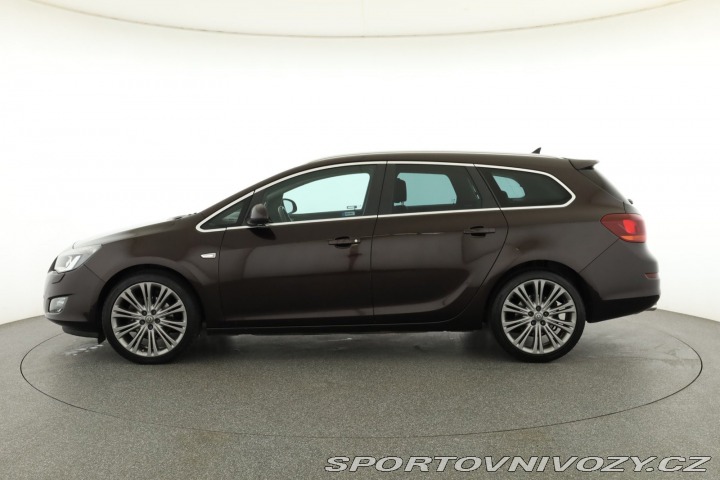 Opel Astra 2.0 CDTI 2012