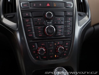 Opel Astra 2.0 CDTI 2012