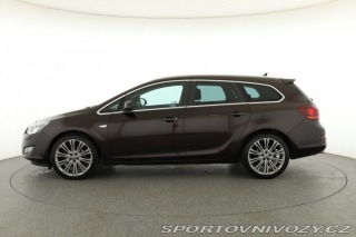 Opel Astra 2.0 CDTI 2012