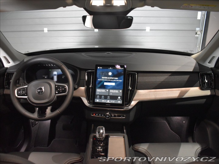 Volvo Ostatní modely XC90 2,0 T8  XC90 Plus Bright 2025