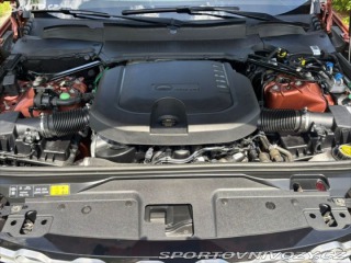 Ostatní značky Ostatní modely Land Rover Discovery 3,0 HSE D300 2021