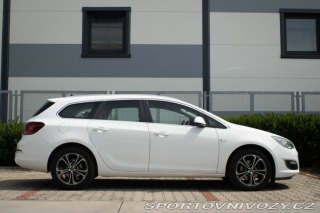 Opel Astra Sport Tourer  2.0 CDTI 12 2013