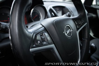 Opel Astra Sport Tourer  2.0 CDTI 12 2013
