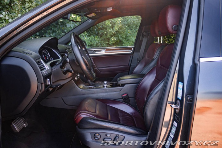 Volkswagen Ostatní modely Touareg  II 4.2 V8 TDI Exclusive 2015