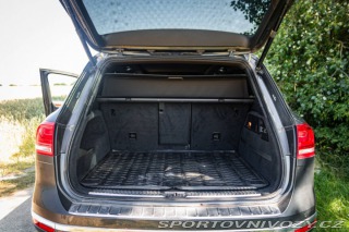 Volkswagen Ostatní modely Touareg  II 4.2 V8 TDI Exclusive 2015