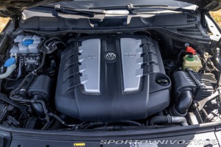 Volkswagen Ostatní modely Touareg  II 4.2 V8 TDI Exclusive 2015