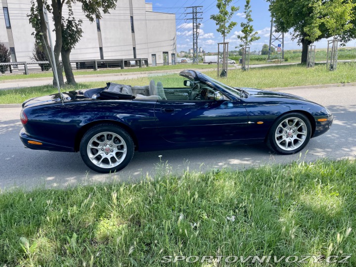 Jaguar XKR Convertible EU verze 2000