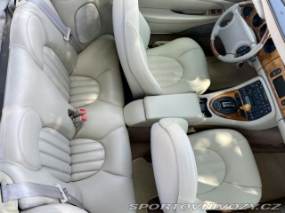 Jaguar XKR Convertible EU verze 2000