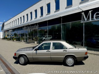 Mercedes-Benz C 190e 2.3 8v Švýcar. Spec. 1988