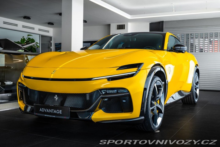 Ferrari Purosangue V12/SoftClose/Pano/Karbon 1800