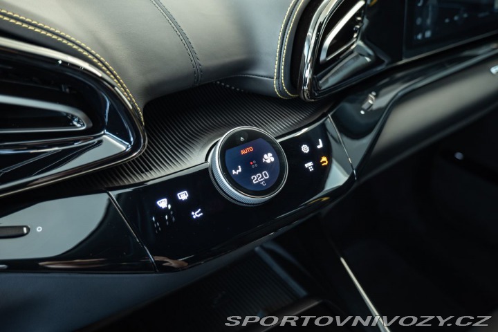 Ferrari Purosangue SoftClose/Pano/Karbon 2025