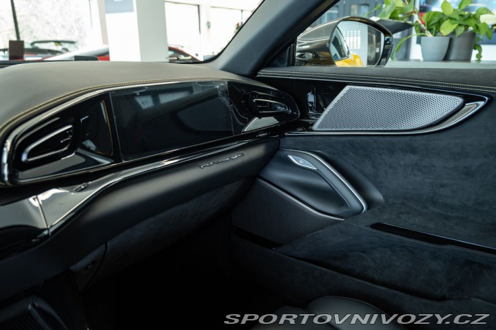 Ferrari Purosangue SoftClose/Pano/Karbon 2025